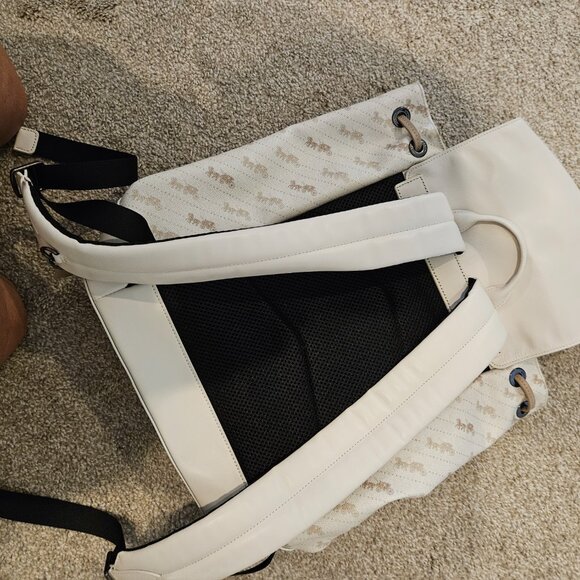 Coach Backpack - Picture 5 of 6